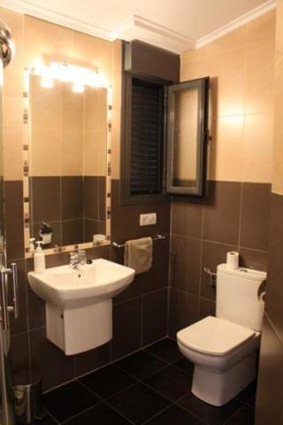 Habitación Doble con baño privado externo - 1 o 2 camas